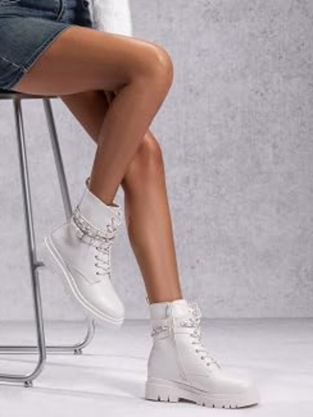 Women's Combat Boots Lace Up Ankle Booties Shoes